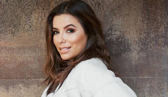 Ева Лонгория впервые показала лицо новорожденного сына: трогательное фото