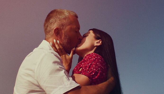 Снежана Бабкина впервые спела в дуэте со своим мужем