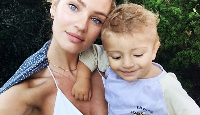 Модели Victoria’s Secret показали на фото кормление грудью