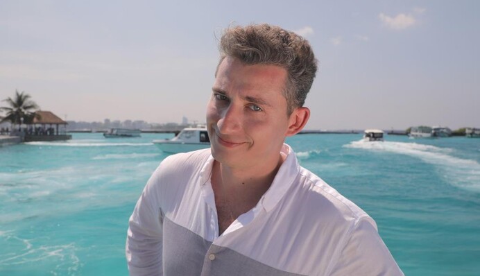 У меня 9 детей: ведущий 