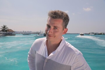 У меня 9 детей: ведущий 