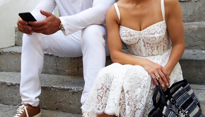 На яхте в бикини: Дженнифер Лопес поделилась романтичным фото с женихом