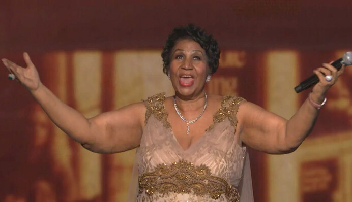 Легендарная певица находится при смерти