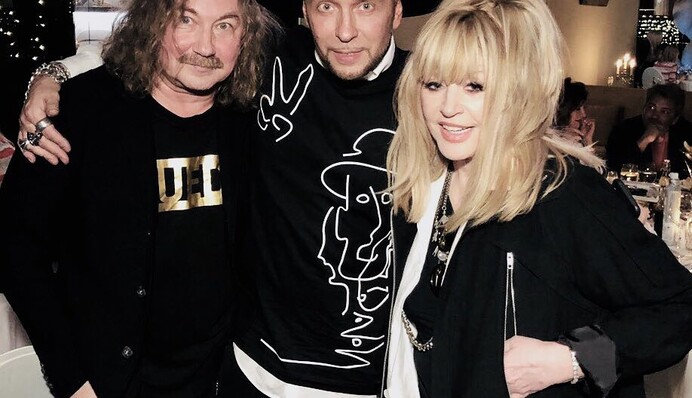 Алла Пугачева восхитила внешним видом на вечеринке друзей