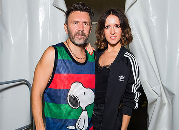 Шнуров официально развелся с женой: опубликован документ