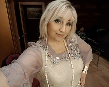 Продюсер сообщил о состоянии впавшей в кому солистки 