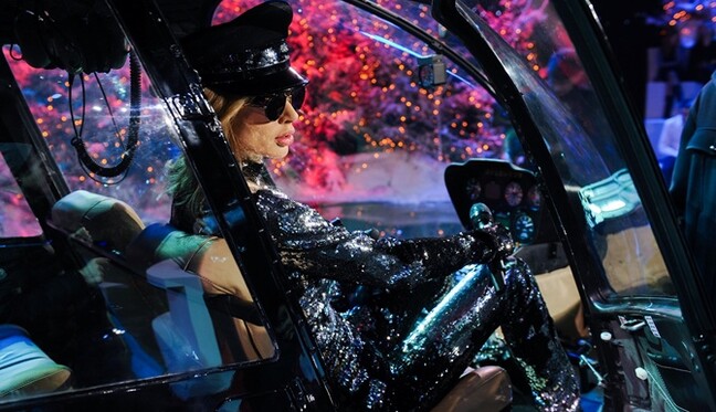 Лобода в России летает на личном вертолете