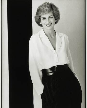 Стало известно, почему кольцо принцессы Дианы не нравилось королевской семье