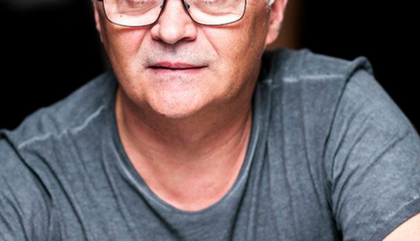 Экс-продюсер Ани Лорак прокомментировал скандал с изменой мужа певицы