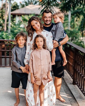 Каждый день ходит в клинику: стало известно о самочувствии солиста 