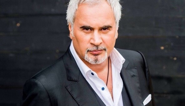 Знаменитый российский певец решил сменить гражданство