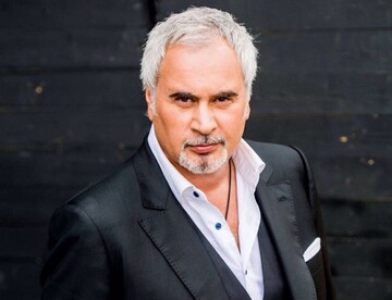 Знаменитый российский певец решил сменить гражданство