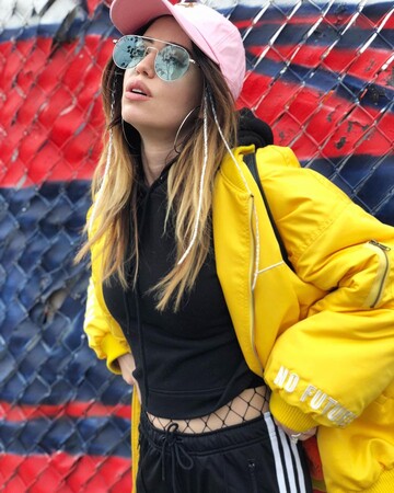 Дорофеева восхитила поклонников женственным образом: опубликовано фото