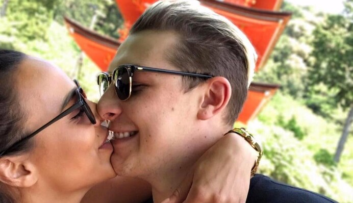 Джон Ньюман женился на стюардессе: фото со свадьбы