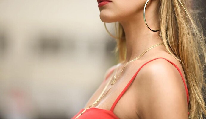 Знаменитая украинская модель порадовала поклонников фото топлес