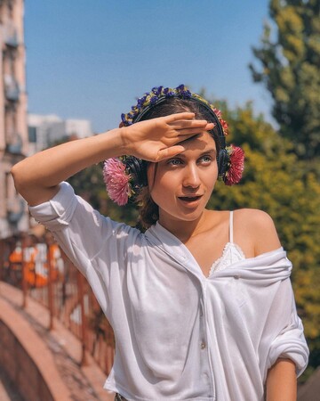 Украинка перепела хит легендарных Imagine Dragons: яркое видео