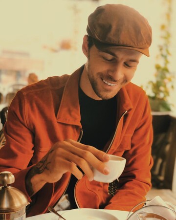 Осеннее воспоминание о любви: Макс Барских представил новую песню