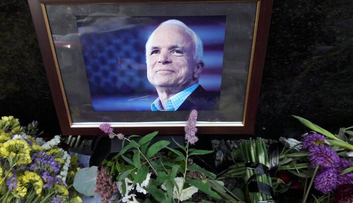 Маккейн проти Кудрі: чому Києву доведеться почекати