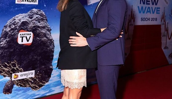 Ани Лорак после измены мужа нашла утешение в объятиях российского певца: появились фото и видео