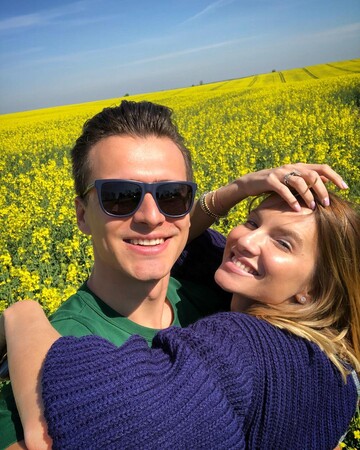 Скичко трогательно поздравил жену с годовщиной свадьбы и показал нежные фото