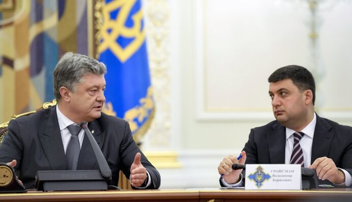 ​Сдать Продана: как Порошенко удалось загнать Гройсмана в угол