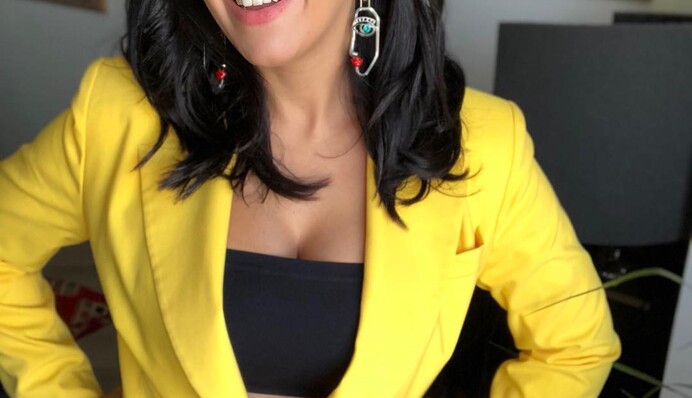 Настя Каменских и Джамала появились на людях в одинаковых комбинезонах