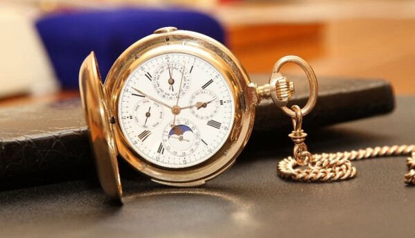 Авто президента и часы Жукова: с чем готовы расстаться украинцы, чтобы прокормить свои семьи