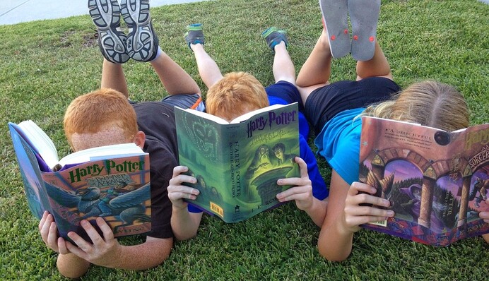 Шесть книг, которые помогут пережить адаптацию к школе