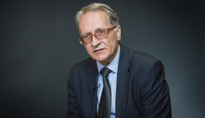 Росія буде діяти на трьох напрямках, на Україну чекає складний період – аналітик