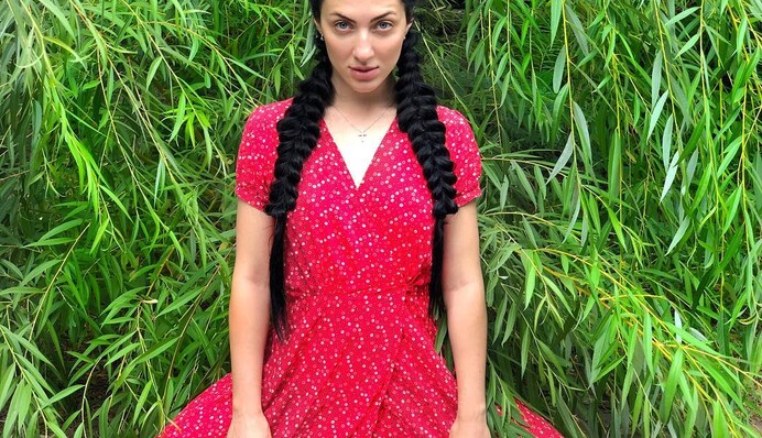 Не узнать: Снежана Бабкина кардинально изменила имидж