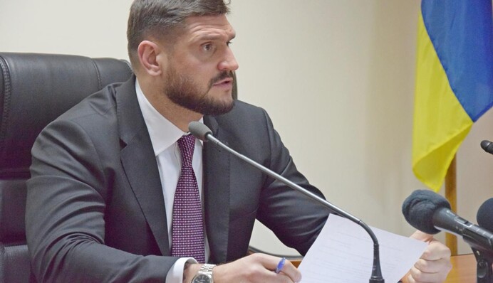 Провал-губернатор: почему Савченко до сих пор сохраняет свой пост