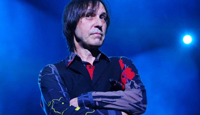 РосСМИ сообщили о повторном инсульте у легендарного певца