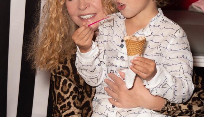 В модной пижаме: Пугачева удивила внешним видом на семейном празднике