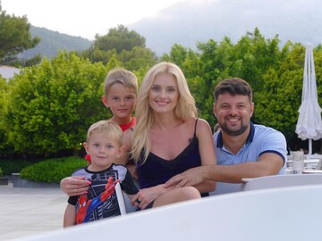 Известная украинская певица поделилась секретами воспитания детей