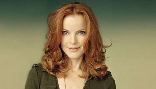 Потеряла волосы: звезда 