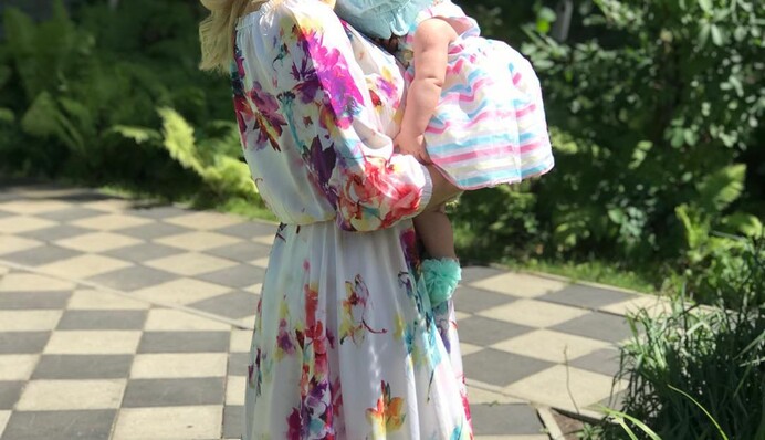 Невозможно надышаться: украинская телезвезда поделилась нежным фото с маленькой дочкой