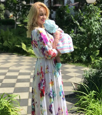 Невозможно надышаться: украинская телезвезда поделилась нежным фото с маленькой дочкой