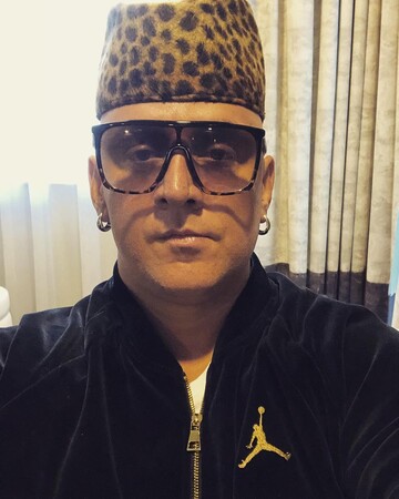 Ролевые игры? Потап озадачил поклонников странным видео