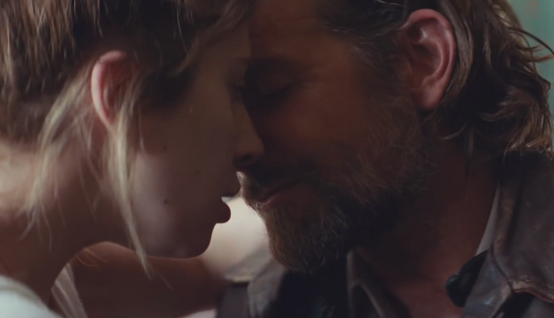 Страстные поцелуи и слезы: Леди Гага и Брэдли Купер удивили чувственным клипом