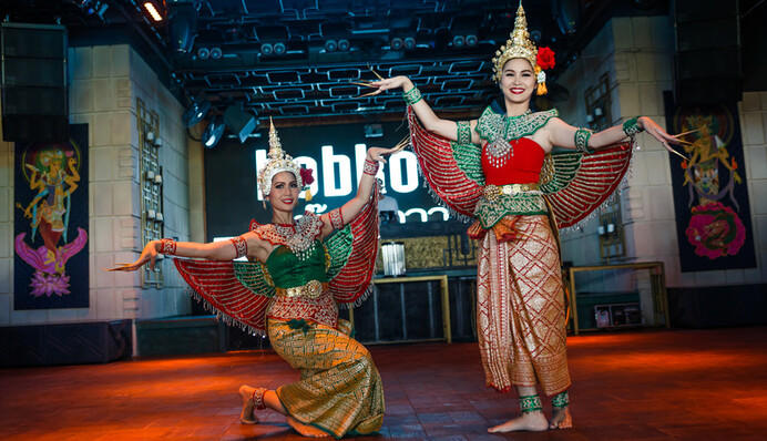 Таиланд на Ukrainian Fashion Week-2018: на показе представили яркую коллекцию