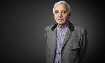 Во Франции прощаются с легендарным Шарлем Азнавуром: фото и видео