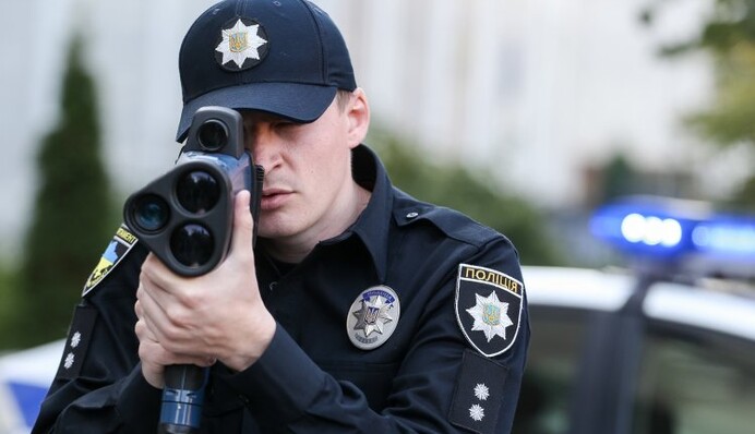 Джедаї з лазером не врятують українські дороги: у чому головні проблеми