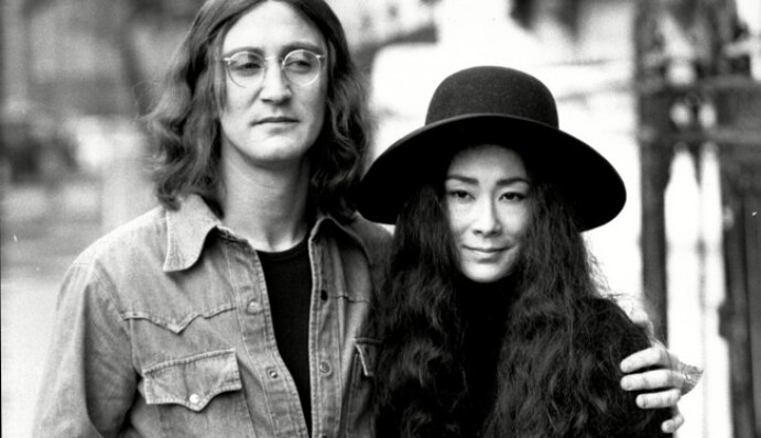 Вдова Джона Леннона записала кавер на его знаменитую песню