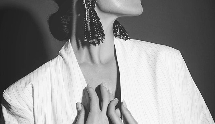 Обольстительная и страстная: Астафьева выпустила провокационное видео