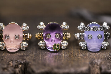 Лица смерти: Dior выпустил коллекцию черепов