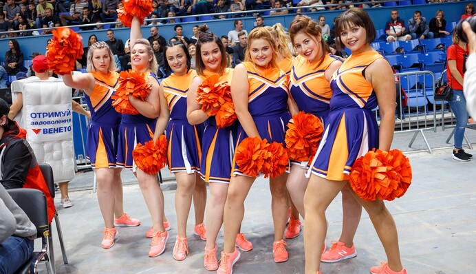 Модель XL: кто покинул проект в 7 выпуске