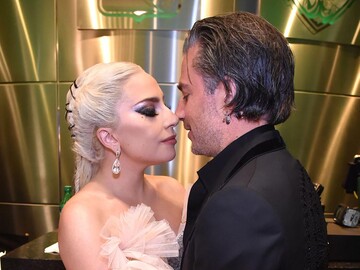 Леди Гага подтвердила, что выходит замуж за менеджера