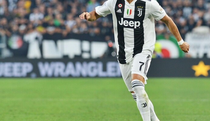 Манчестер Юнайтед - Ювентус - 0:1 Хроника матча, видео гола