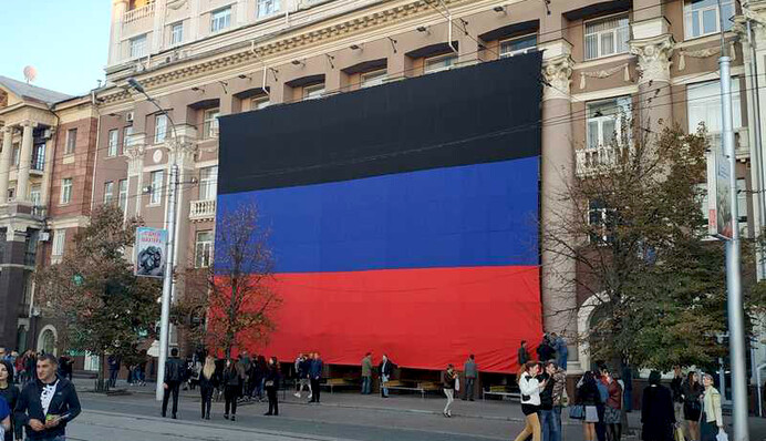 ІДІЛ і нацисти-наркомани: чим бойовики лякають жителів Донбасу