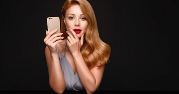 Тина Кароль стала смайликом в Instagram